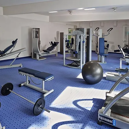 ホテル Ferien Residenz Bergfried 3*