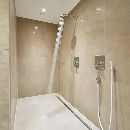 Ferien Residenz Bergfried ホテル